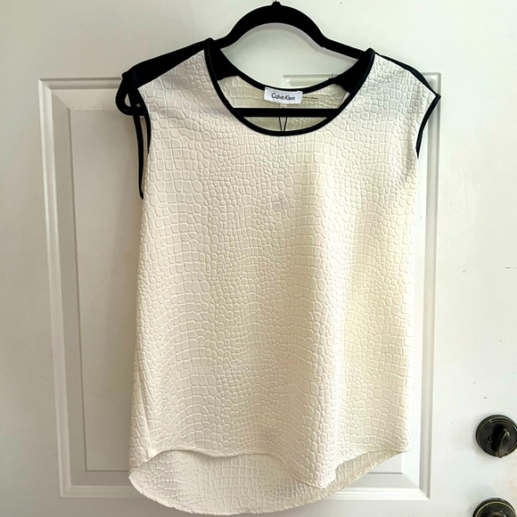 CK Top - Picture 1 of 3